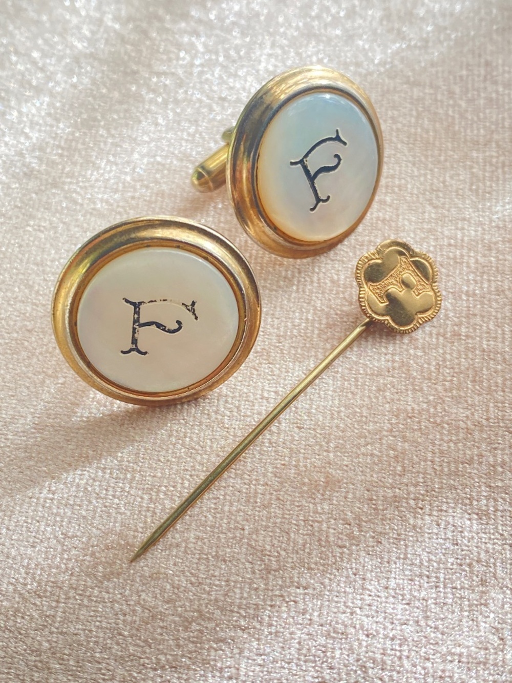 Vintage Monogram F Cufflinks & Stick Pin Lot Gold Tone Mother of Pearl Style
